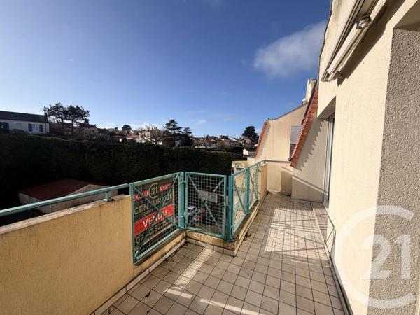 Appartement F3 à vendre  3 pièces - 48,20 m 2   PORNIC  - 44