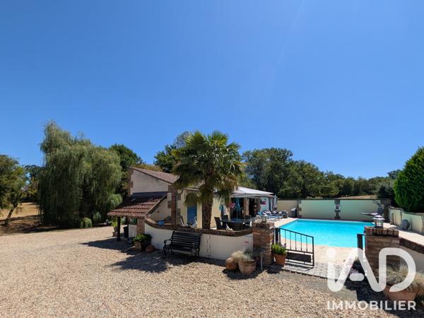 Maison à vendre 10 pièces 407 m² Saint-Dizier-les-Domaines