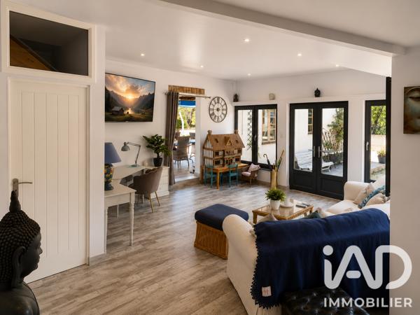 Maison à vendre 10 pièces 407 m² Saint-Dizier-les-Domaines