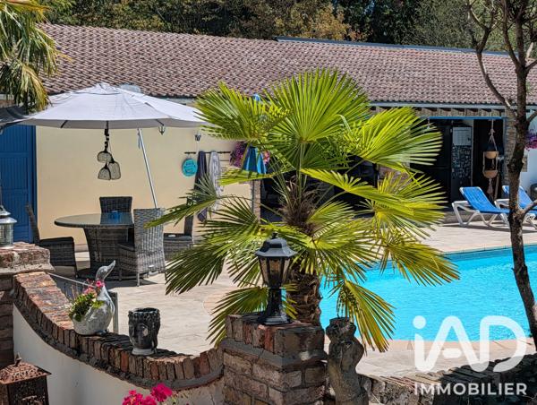 Maison à vendre 10 pièces 407 m² Saint-Dizier-les-Domaines