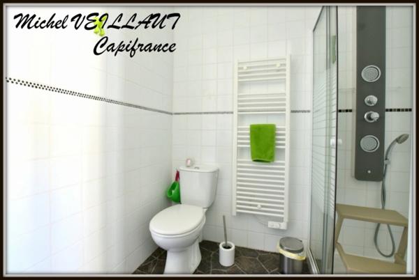 Résidence à vendre 21 pièces BOURBON L'ARCHAMBAULT (03), 8 appartements, Site cure thermale