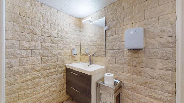 BEAU RESTAURANT - RUE PRIMATICE - MAIRIE PLACE D’ITALIE