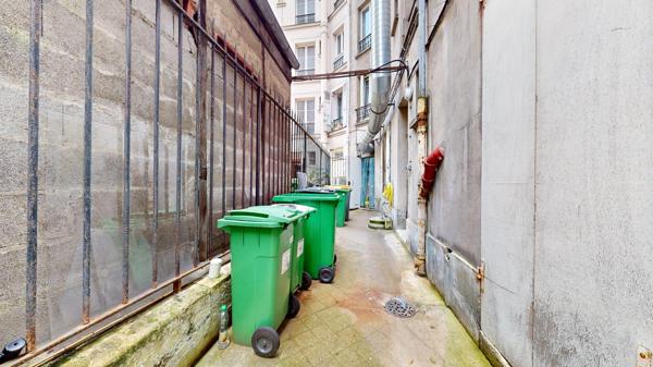 BEAU RESTAURANT - RUE PRIMATICE - MAIRIE PLACE D’ITALIE