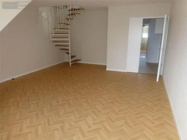 Location - Appartement Laval 53000 4 pièces 93 m 2