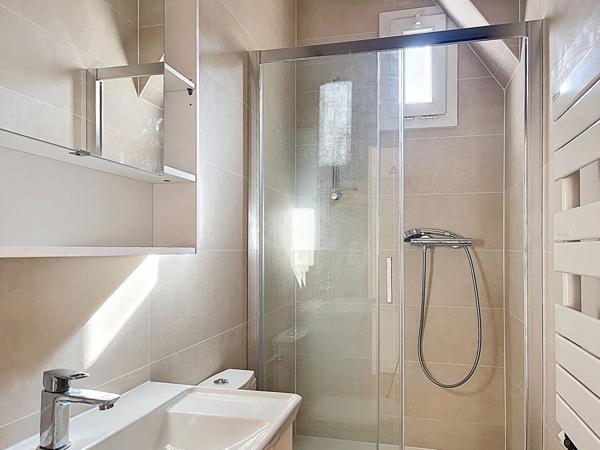 Appartement Suresnes 3 pièce(s) 44 m2