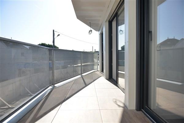 ARCHITECTURE CONTEMPORAINE- APPARTEMENT EN LOCATION MEUBLÉE AVEC TERRASSE - Pessac