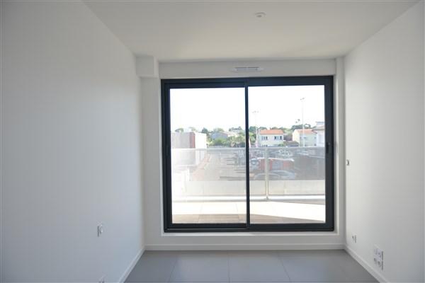 ARCHITECTURE CONTEMPORAINE- APPARTEMENT EN LOCATION MEUBLÉE AVEC TERRASSE - Pessac
