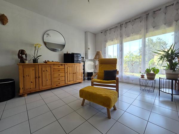 Maison La Chevroliere 6 pièce(s) 169.69 m2