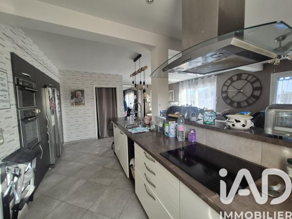 Maison à vendre 7 pièces 137 m² Thouars