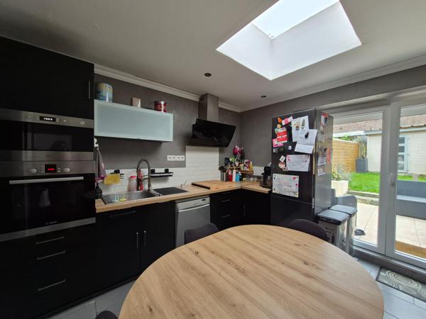 MAISON SITUEE A 10 MN DU METRO