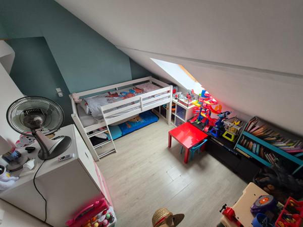 MAISON SITUEE A 10 MN DU METRO