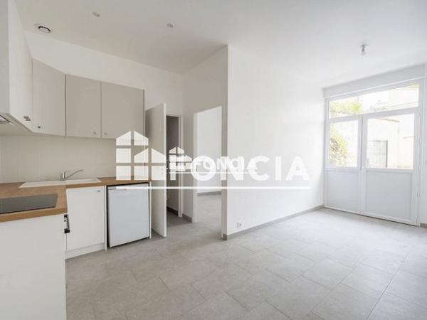 Location Appartement 2 pièces 34.2 m² - 20 RUE PAUL LIGNEUL Le Mans 72000