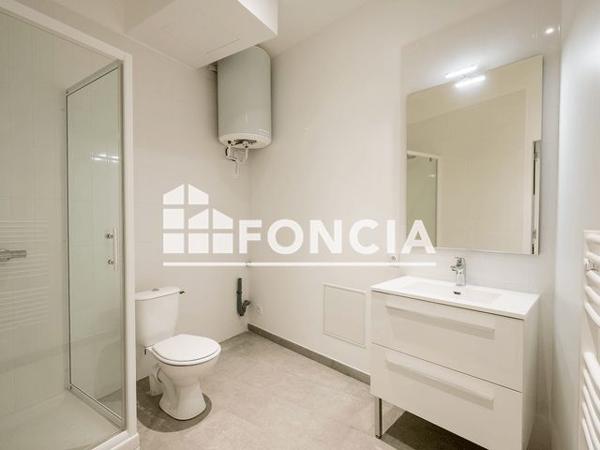 Location Appartement 2 pièces 34.2 m² - 20 RUE PAUL LIGNEUL Le Mans 72000