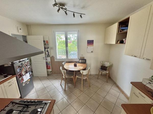 Vente / Appartement T4 à Tassin-la-Demi-Lune (69160)