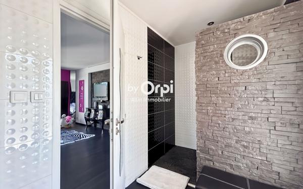 Maison à vendre    6 pièces •  Domérat