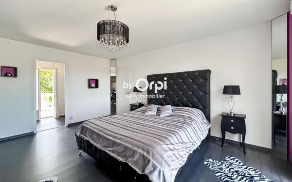 Maison à vendre    6 pièces •  Domérat