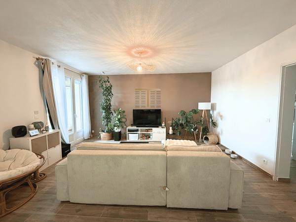 Appartement 3 pièce(s) 2 chambre(s) 83.82 m²