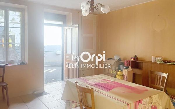 Maison à vendre    4 pièces •  Boussac