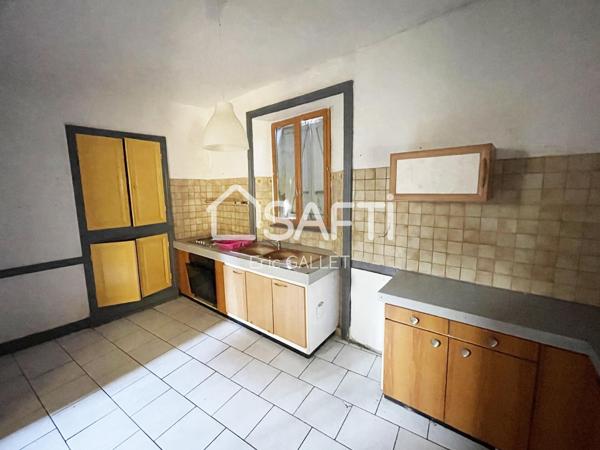 Maison de village à restaurer