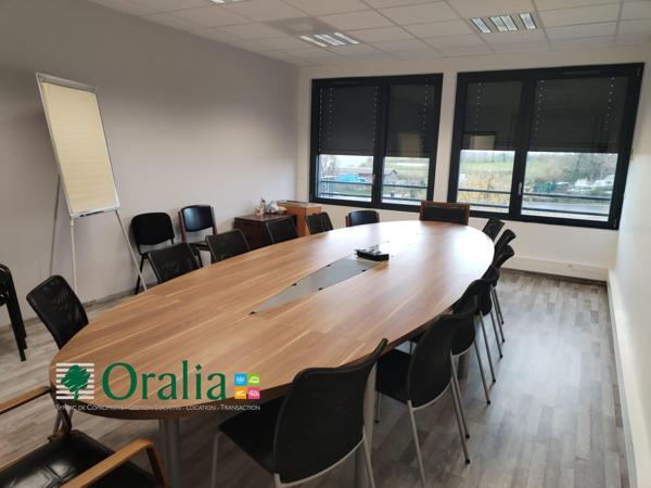 Local · Vente Montanay (69250) 3 pièces · 80m²
