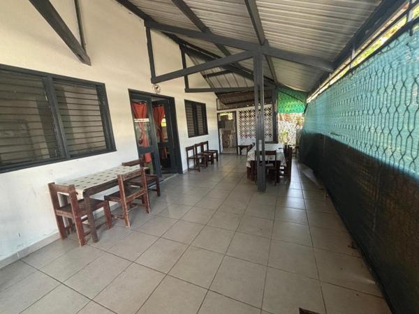 MAISON T4 + BUREAU AVEC TERRASSE