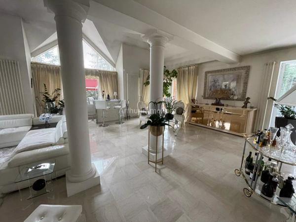 Vente Maison 9 pièces 282 m2 à Étiolles