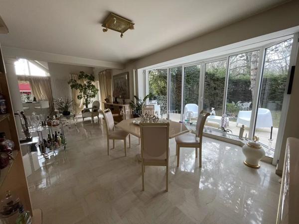 Vente Maison 9 pièces 282 m2 à Étiolles