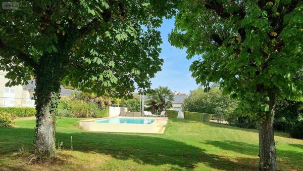 Propriete à vendre à Chambray-lès-Tours dans l'Indre-et-Loire (37170), ref : 003/2518