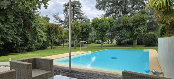 Propriete à vendre à Chambray-lès-Tours dans l'Indre-et-Loire (37170), ref : 003/2518