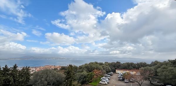 A VENDRE APPARTEMENT TYPE 4 20000 TERRASSE VUE MER