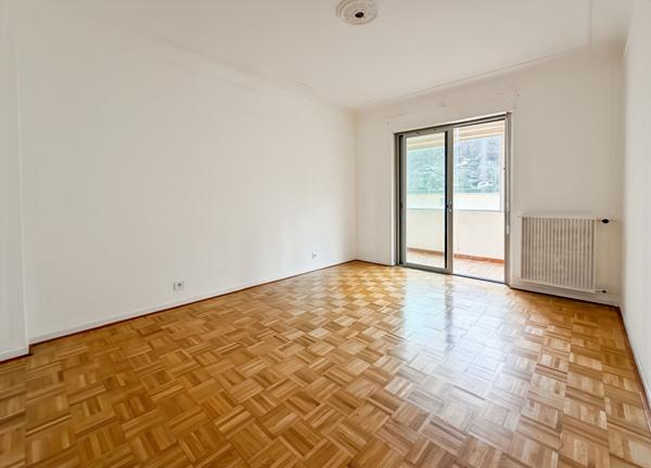 A VENDRE APPARTEMENT TYPE 4 20000 TERRASSE VUE MER