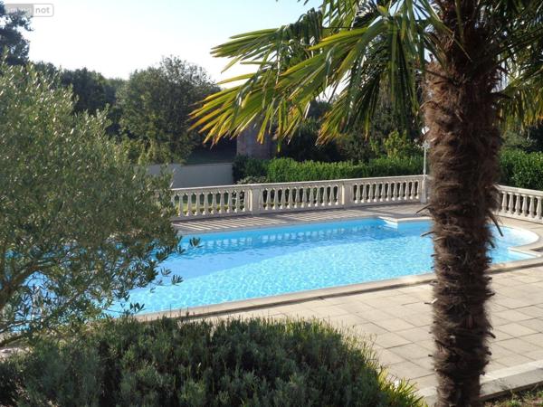 Maison à vendre à Les Herbiers en Vendée (85500), ref : 85013-1090049