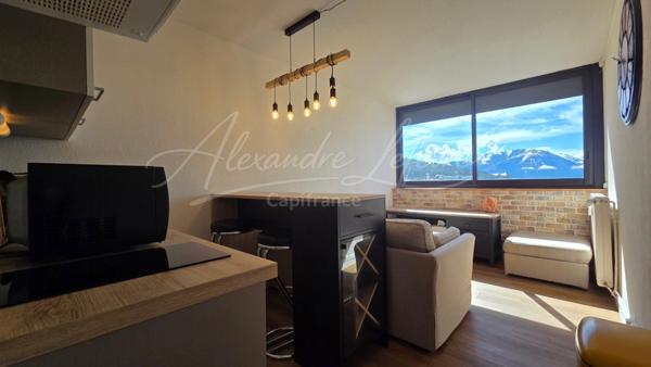 T3 avec vue exceptionnelle sur les montagnes et le golf