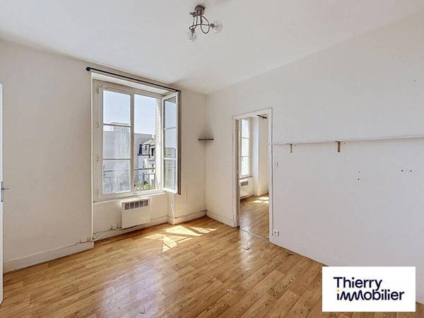 Appartement 2 pièces                                        - 35800 Dinard - Centre Réf : 130873