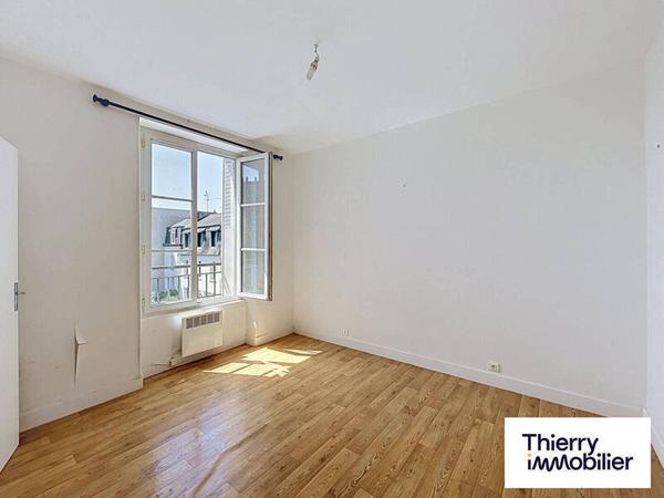 Appartement 2 pièces                                        - 35800 Dinard - Centre Réf : 130873