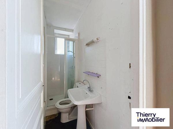 Appartement 2 pièces                                        - 35800 Dinard - Centre Réf : 130873