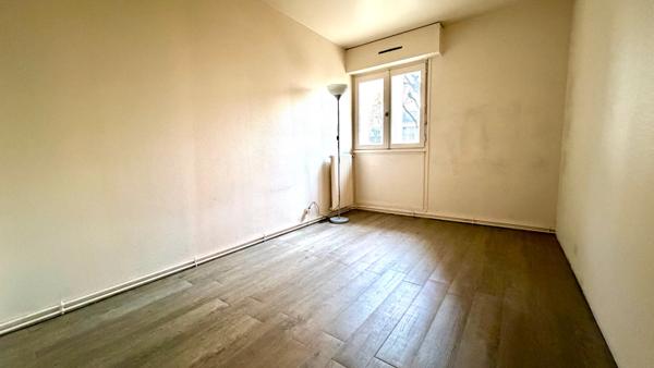 Grand 3 pièces de 70 M2 avec sa Terrasse, exposé plein sud