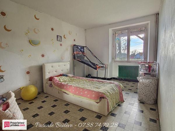 Longère 167 m² , 6 chambres  - Mouliherne (49390)