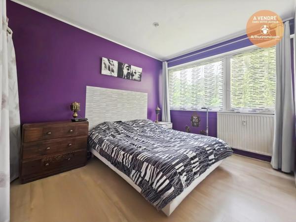 Vente                                                      Appartement
                        
                     4 pièces                      79 m2                     à Évry-Courcouronnes