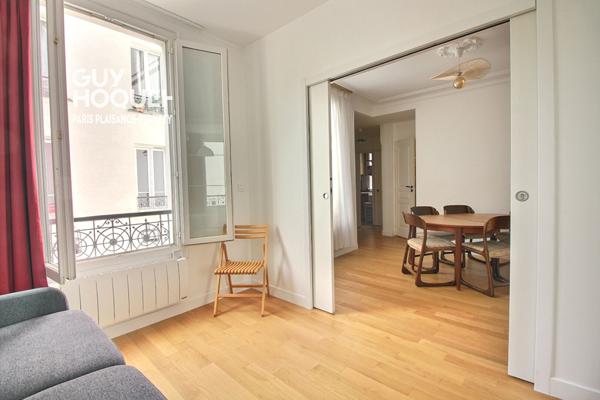 LOCATION d'un appartement 2/3 pièces (39 m²) à PARIS 14 EXCLUSIVITÉ