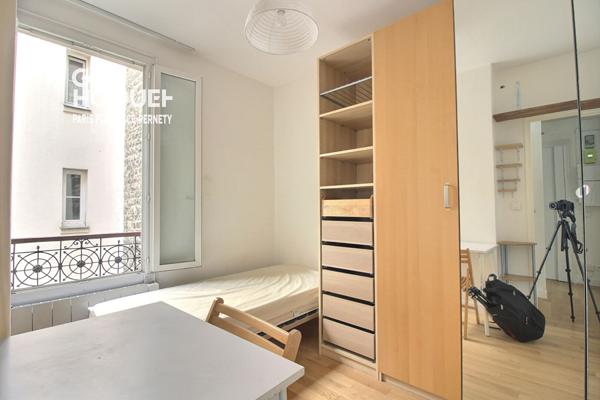 LOCATION d'un appartement 2/3 pièces (39 m²) à PARIS 14 EXCLUSIVITÉ