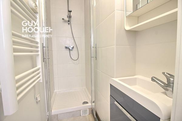 LOCATION d'un appartement 2/3 pièces (39 m²) à PARIS 14 EXCLUSIVITÉ