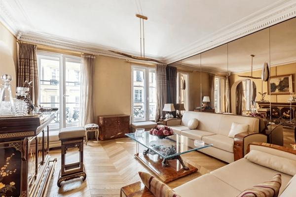 Appartement Paris 9 e - SAINT-GEORGES / HENRY MONNIER