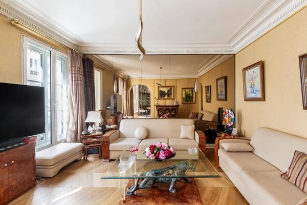Appartement Paris 9 e - SAINT-GEORGES / HENRY MONNIER