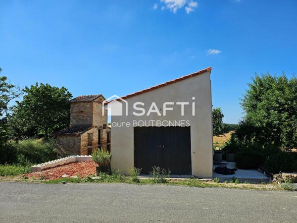 Maisons de caractère de 1700 avec cachet et pigeonnier