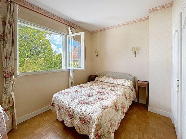 Saint Avertin, proche centre ravissante Maison 3 chambres et un bureau