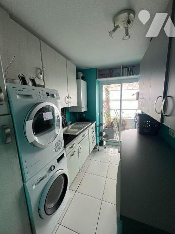 A ARCACHON - GIRONDE (33)
Superbe DUPLEX en 1ère ligne dans résidence de standing avec doubles...