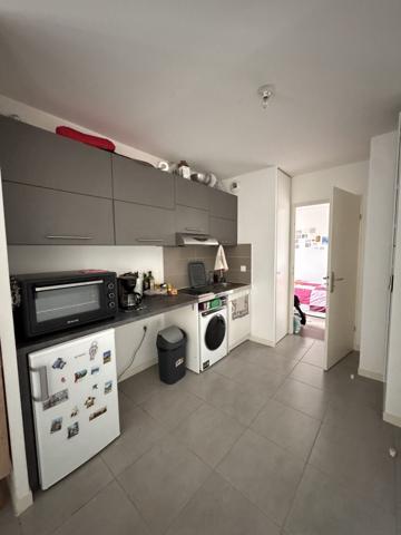 MERIGNAC APPARTEMENT T2 AVEC PARKING ET BALCON