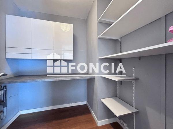 Location Appartement 4 pièces 94.4 m² - Suresnes 92150