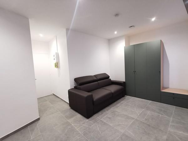 CENTRE VILLE / NEUF / TOTALEMENT EQUIPE